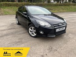 Black Used 2012 Ford Focus Zetec Hatchback | £4,700 (Fair price)