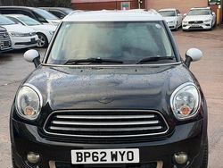 Black Used 2012 Mini Cooper Hatchback | £6,650 (Super price)