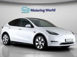 White Used 2022 Tesla Model Y SUV | £24,200 (Good price)