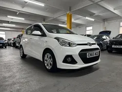 White Used 2015 Hyundai i10 SE Hatchback | £3,800 (Fair price)