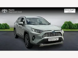 Green Used 2023 Toyota RAV4 Hybrid Design SUV | £28,426 (Good price)
