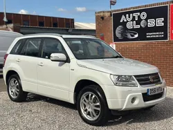 White Used 2011 Suzuki Grand Vitara SZ-T SUV | £4,490 (Fair price)