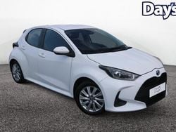 Used 2022 Toyota Yaris Hybrid | £14,399 (Good price)
