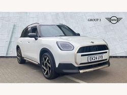 White Used 2024 Mini Countryman Exclusive SUV | £29,900 (A bit pricey)
