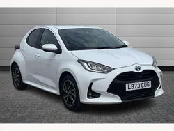 White Used 2023 Toyota Yaris Hybrid Design Hatchback | £17,995 (Fair price)