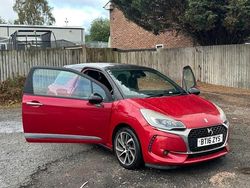 Red Used 2016 DS Automobiles DS3 Prestige Hatchback | £2,695 (Good price)