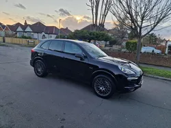 Black Used 2016 Porsche Cayenne Platinum Edition SUV | £18,850 (Fair price)