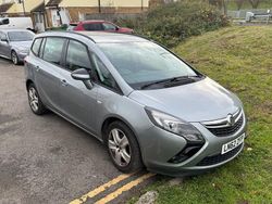 Silver Used 2012 Vauxhall Zafira MPV | £1,995 (Fair price)