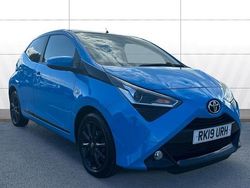 Blue Used 2019 Toyota Aygo x-press Hatchback | £8,575 (Fair price)