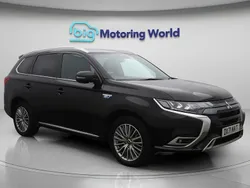 Black Used 2021 Mitsubishi Outlander P-HEV Estate | £17,000 (Fair price)