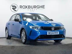 Blue Used 2024 Vauxhall Astra Design Edition Hatchback | £16,995 (Super price)