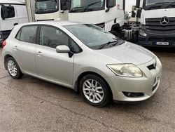 Silver Used 2007 Toyota Auris Hatchback | £3,750 (Fair price)
