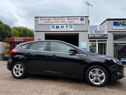 Black Used 2011 Ford Focus Zetec Hatchback | £2,990 (Fair price)