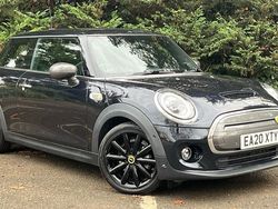 Used 2020 Mini Cooper Level 3 Hatchback | £13,632 (Expensive)