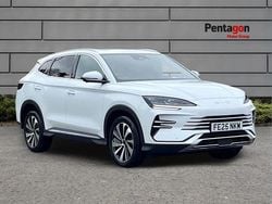 White Used 2025 BYD Seal U Boost SUV | £28,495 (Super price)