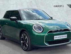 Green New 2025 Mini Cooper Hatch Hatchback | £29,990 (Good price)