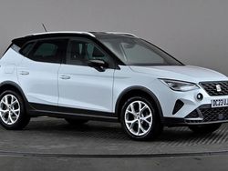 White Used 2023 Seat Arona FR SUV | £14,498 (Fair price)