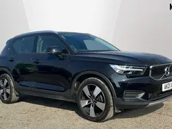 Black Used 2021 Volvo XC40 Momentum SUV | £21,569 (Fair price)