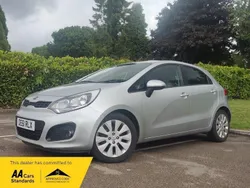 Silver Used 2011 Kia Rio 2 Hatchback | £2,987 (Fair price)