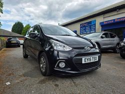 Black Used 2015 Hyundai i10 Premium Hatchback | £5,650 (Fair price)