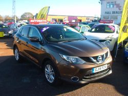 Beige Used 2014 Nissan Qashqai Acenta Premium SUV | £7,995 (Fair price)