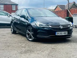 Black Used 2018 Vauxhall Astra SRi Hatchback | £6,995 (Fair price)