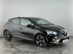 Black Used 2022 Renault Clio V Engineered Hatchback | £16,250 (Fair price)
