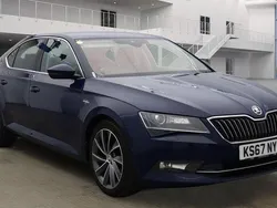 Blue Used 2018 Skoda Superb LAURIN & KLEMENT Hatchback | £12,995 (Good price)