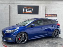 Blue Used 2016 Ford Focus ST Hatchback | £10,800 (Fair price)