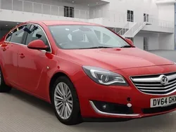 Red Used 2015 Vauxhall Insignia Hatchback | £1,895 (Fair price)