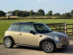Silver Used 2009 Mini Cooper Hatch Hatchback | £5,950 (Super price)