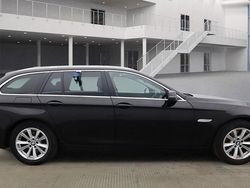 Sapphire black Used 2016 BMW 520 Luxury Line Estate | £9,975 (Super price)