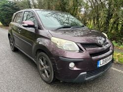Purple Used 2009 Toyota Urban Cruiser Hatchback | £850 (Fair price)