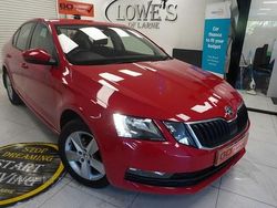 Red Used 2018 Skoda Octavia SE Hatchback | £8,995 (Expensive)