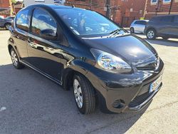 Black Used 2013 Toyota Aygo Hatchback | £3,495 (Fair price)