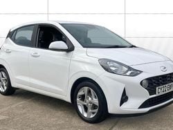 White Used 2022 Hyundai i10 SE Hatchback | £10,750 (Good price)