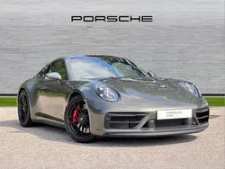 Aventurine green Used 2022 Porsche 911 Coupe | £108,950 (Good price)