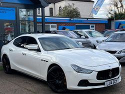 White Used 2014 Maserati Ghibli Sedan | £9,980 (Fair price)