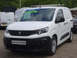 White Used 2022 Peugeot Partner Premium MPV | £6,985 (Fair price)