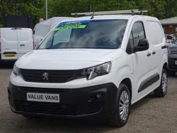 White Used 2022 Peugeot Partner Premium MPV | £6,985 (Fair price)