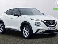 White Used 2020 Nissan Juke N-Connecta SUV | £13,299 (Good price)