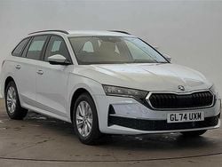 Moon white metallic New 2024 Skoda Octavia SE Technology Estate | £23,895 (Good price)