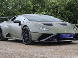 Green Used 2023 Lamborghini Huracán Coupe | £282,995