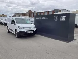 Gelato white New 2025 Fiat Doblò S MPV | £16,990 (Fair price)