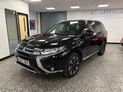 Black Used 2017 Mitsubishi Outlander P-HEV Estate | £9,995 (Fair price)