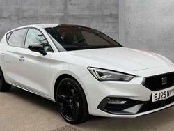 Metallic glacial white New 2025 Seat Leon Black Edition Hatchback | £25,450