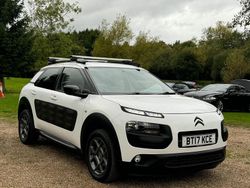 White Used 2017 Citroën C4 Cactus Feel Hatchback | £3,895 (Super price)