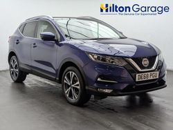 Blue Used 2018 Nissan Qashqai N-Connecta SUV | £10,350 (Good price)