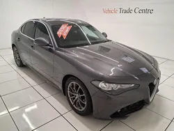Grey Used 2017 Alfa Romeo Giulia Saloon Sedan | £9,999 (Good price)