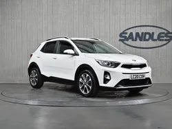 White Used 2020 Kia Stonic 3 SUV | £11,199 (Fair price)